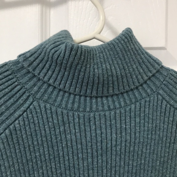 COPY - H&M mens turtleneck sweater - Picture 2 of 3